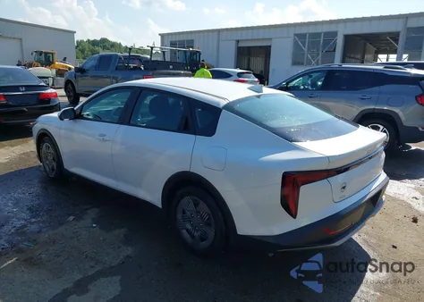 2025 Kia K4 Lx z USA, uszkodzony, nr VIN 3KPFT4DE9SE077734